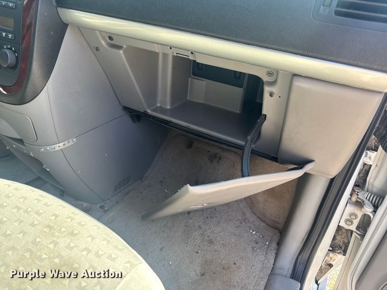 image for item DO2248 2008 Chevrolet Uplander van
