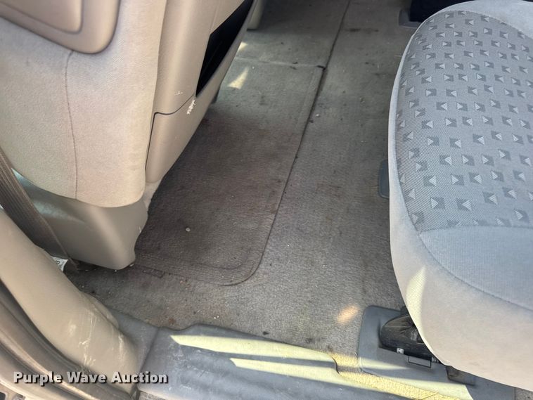 image for item DO2248 2008 Chevrolet Uplander van