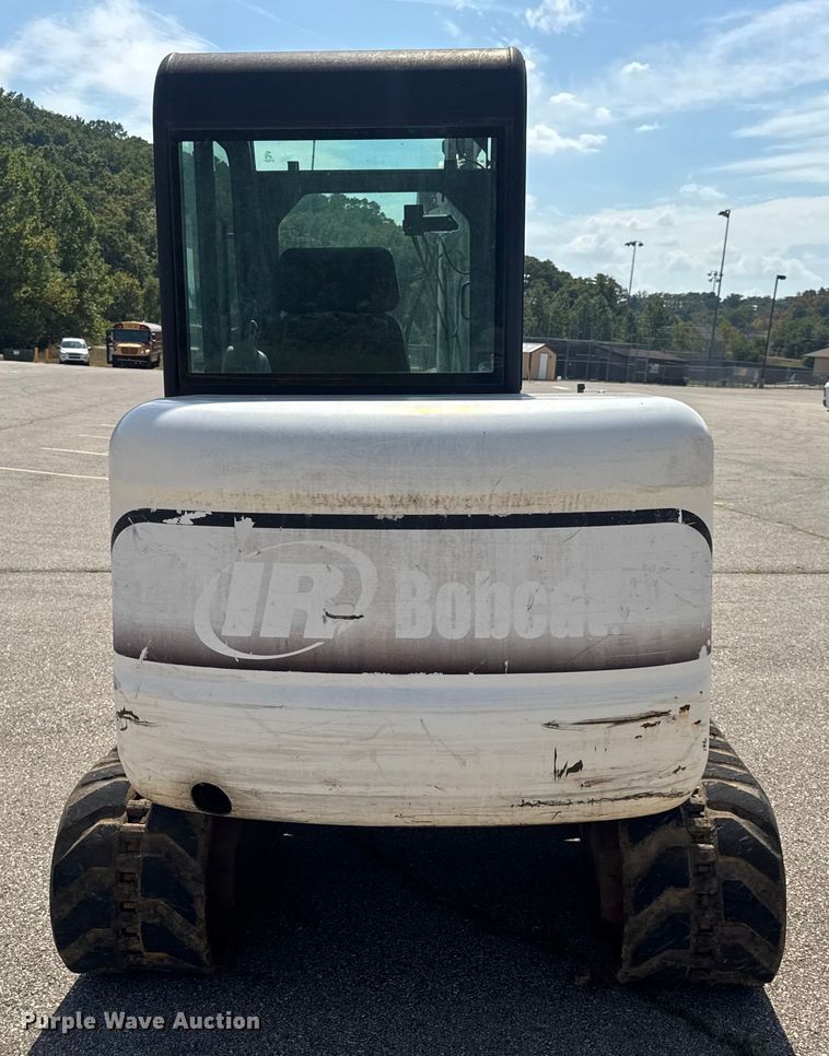 image for item DO2249 2001 Bobcat 341 mini excavator