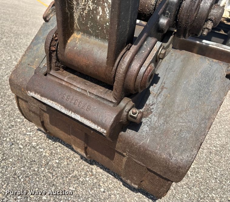 image for item DO2249 2001 Bobcat 341 mini excavator