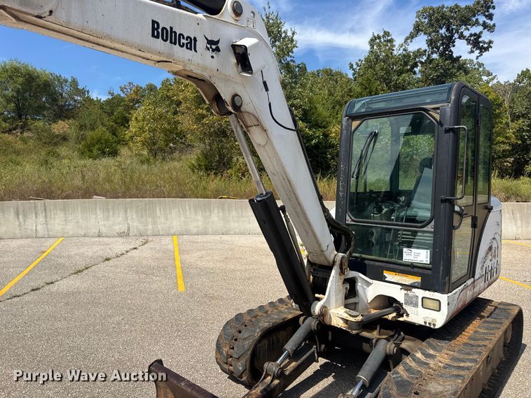 image for item DO2249 2001 Bobcat 341 mini excavator