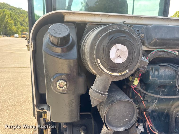 image for item DO2249 2001 Bobcat 341 mini excavator