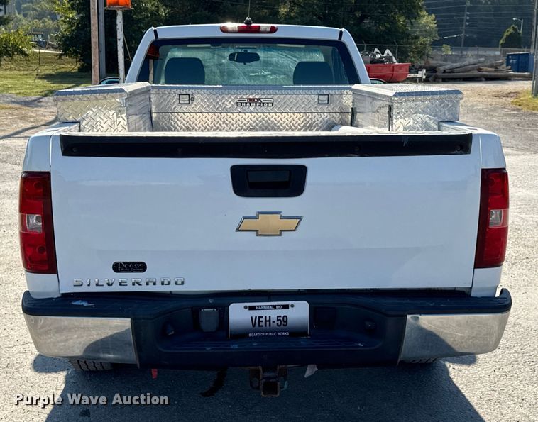 image for item DO2258 2008 Chevrolet Silverado 1500 pickup truck