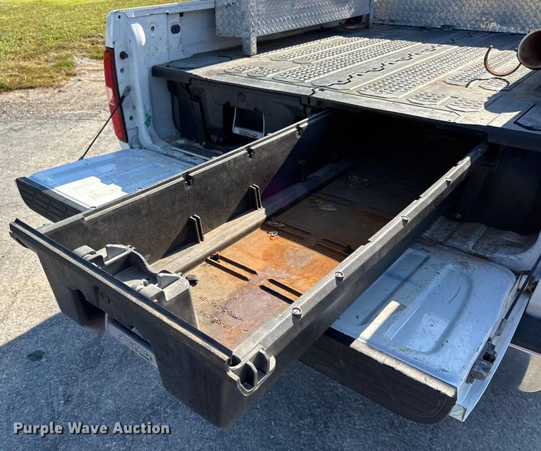 image for item DO2258 2008 Chevrolet Silverado 1500 pickup truck