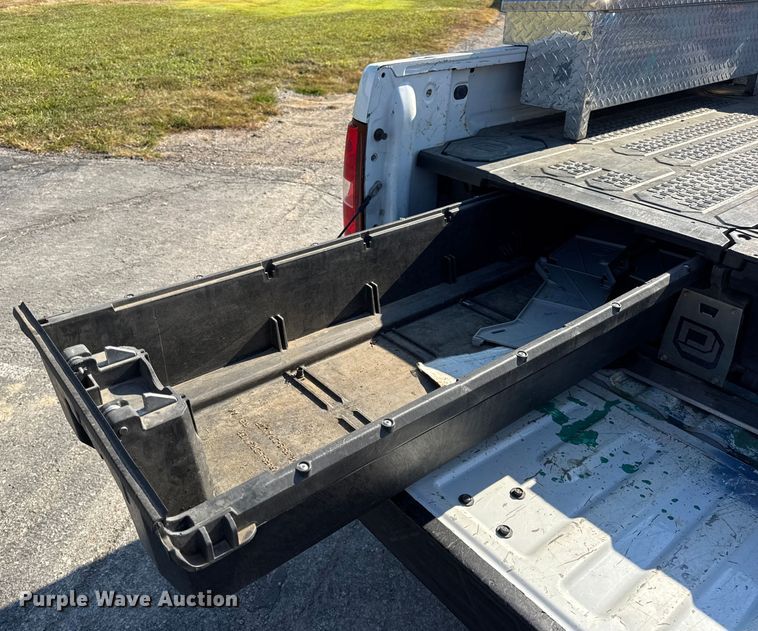 image for item DO2258 2008 Chevrolet Silverado 1500 pickup truck