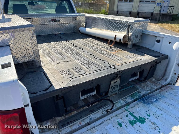 image for item DO2258 2008 Chevrolet Silverado 1500 pickup truck