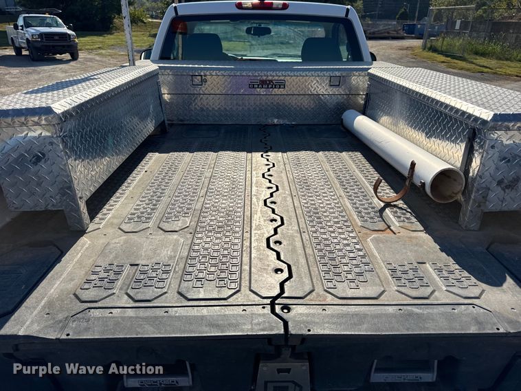 image for item DO2258 2008 Chevrolet Silverado 1500 pickup truck