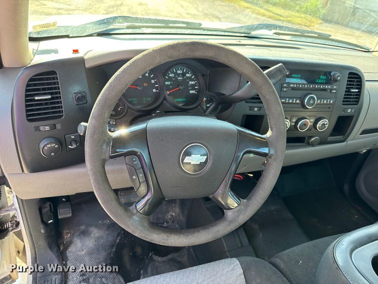 image for item DO2258 2008 Chevrolet Silverado 1500 pickup truck