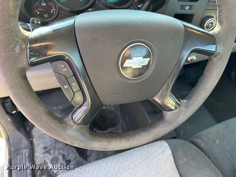 image for item DO2258 2008 Chevrolet Silverado 1500 pickup truck