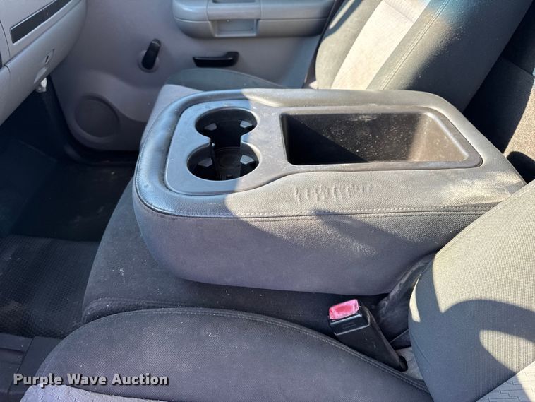 image for item DO2258 2008 Chevrolet Silverado 1500 pickup truck