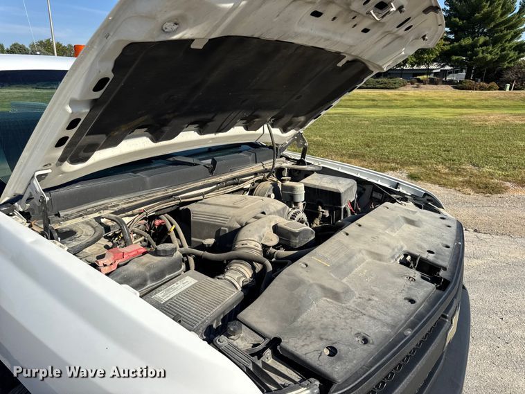 image for item DO2258 2008 Chevrolet Silverado 1500 pickup truck