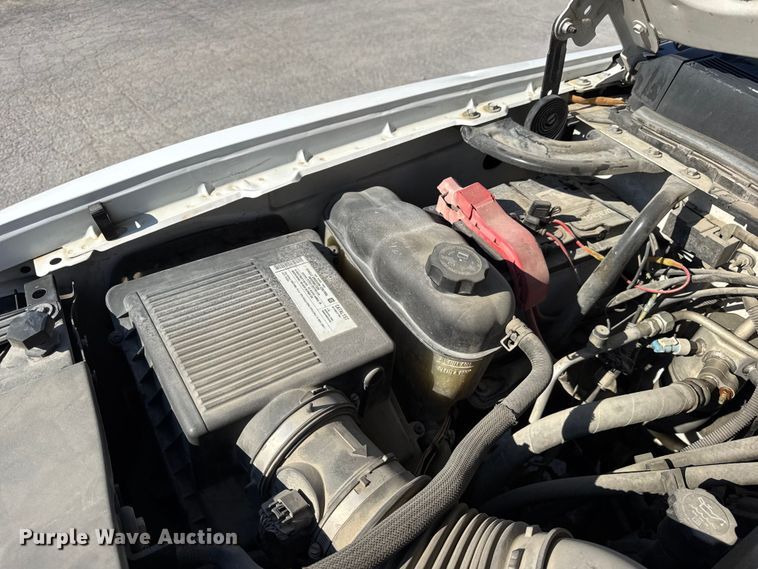 image for item DO2258 2008 Chevrolet Silverado 1500 pickup truck