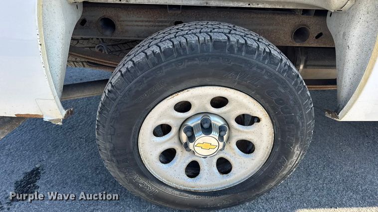 image for item DO2258 2008 Chevrolet Silverado 1500 pickup truck