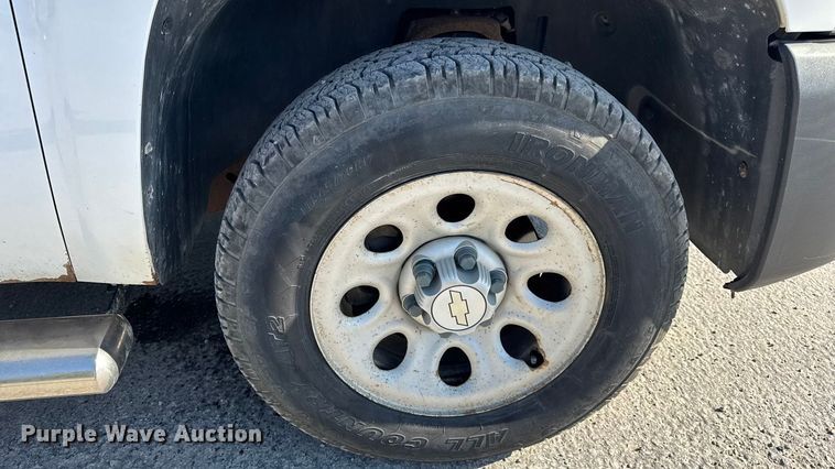 image for item DO2258 2008 Chevrolet Silverado 1500 pickup truck