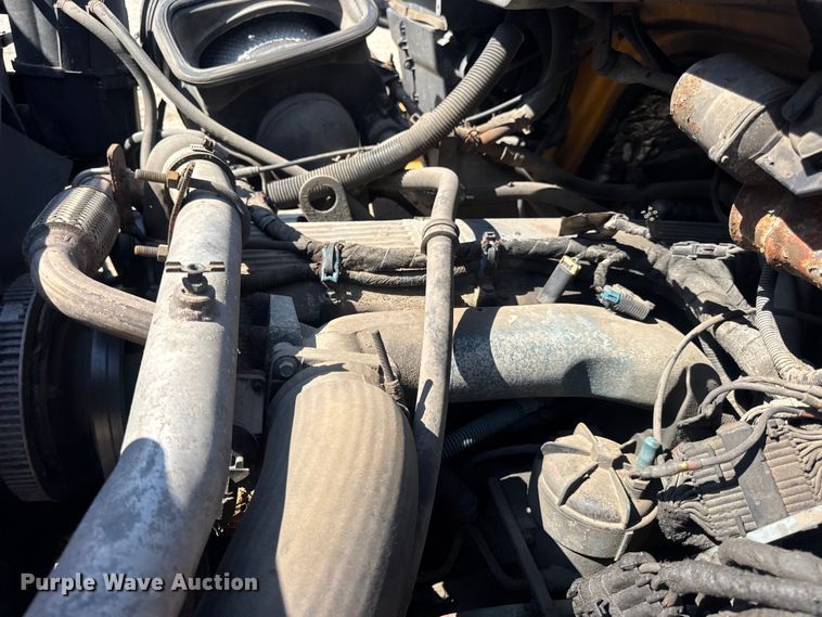 image for item DO2261 2006 International 7400 dump truck