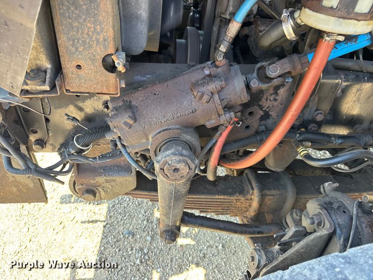 image for item DO2261 2006 International 7400 dump truck