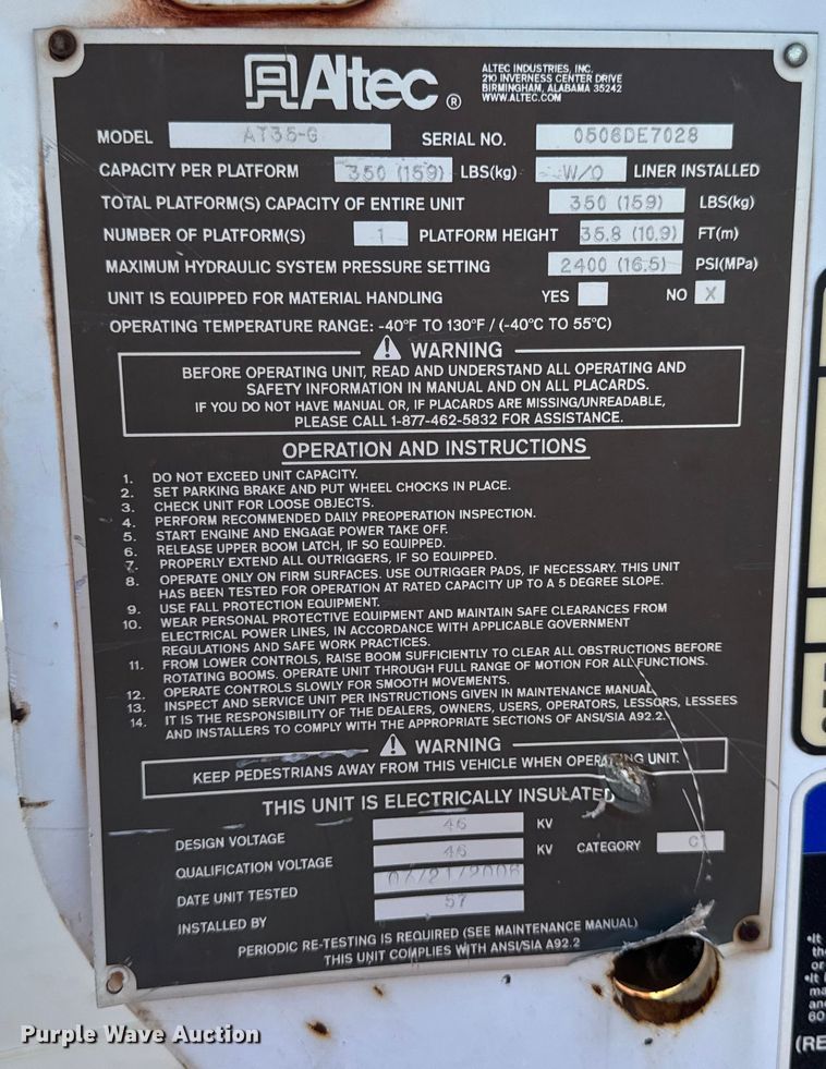 image for item DO2263 2015 Ford F550 Super Duty XL bucket truck