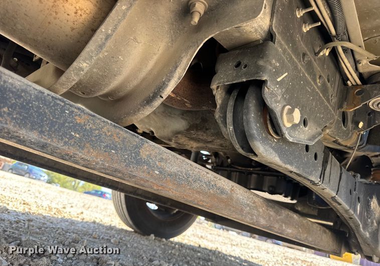 image for item DO2263 2015 Ford F550 Super Duty XL bucket truck