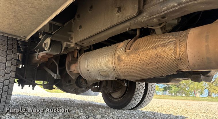 image for item DO2263 2015 Ford F550 Super Duty XL bucket truck