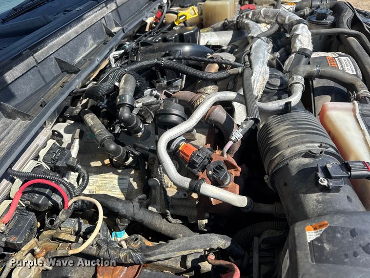 image for item DO2263 2015 Ford F550 Super Duty XL bucket truck