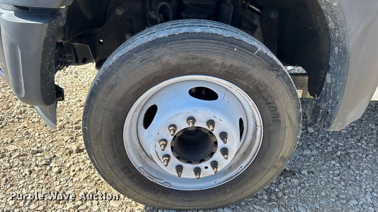 image for item DO2263 2015 Ford F550 Super Duty XL bucket truck