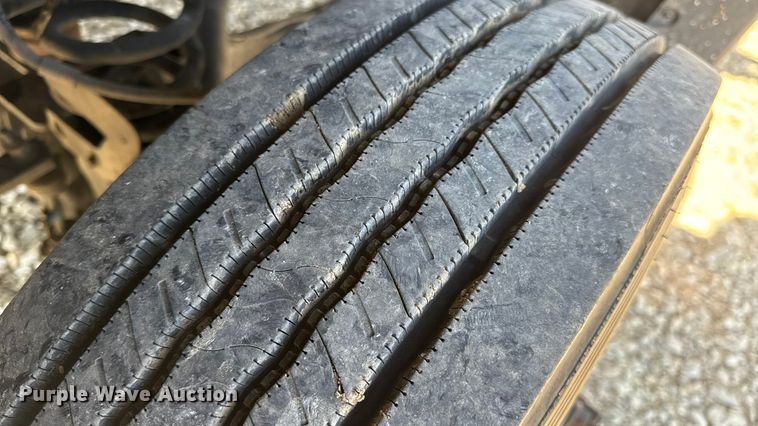 image for item DO2263 2015 Ford F550 Super Duty XL bucket truck