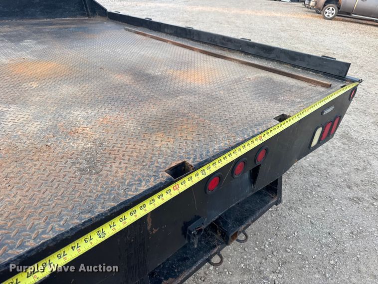 image for item DO2265 2013 Ford F450 Super Duty XL flatbed truck