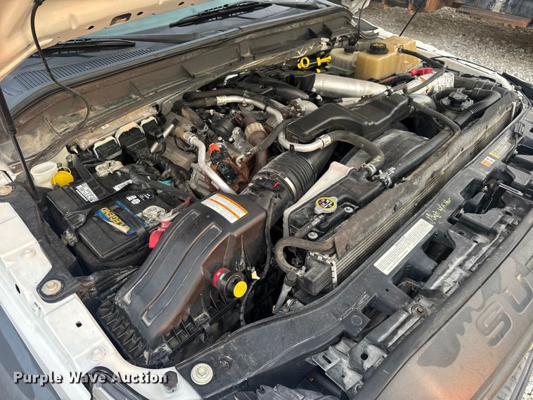 image for item DO2265 2013 Ford F450 Super Duty XL flatbed truck