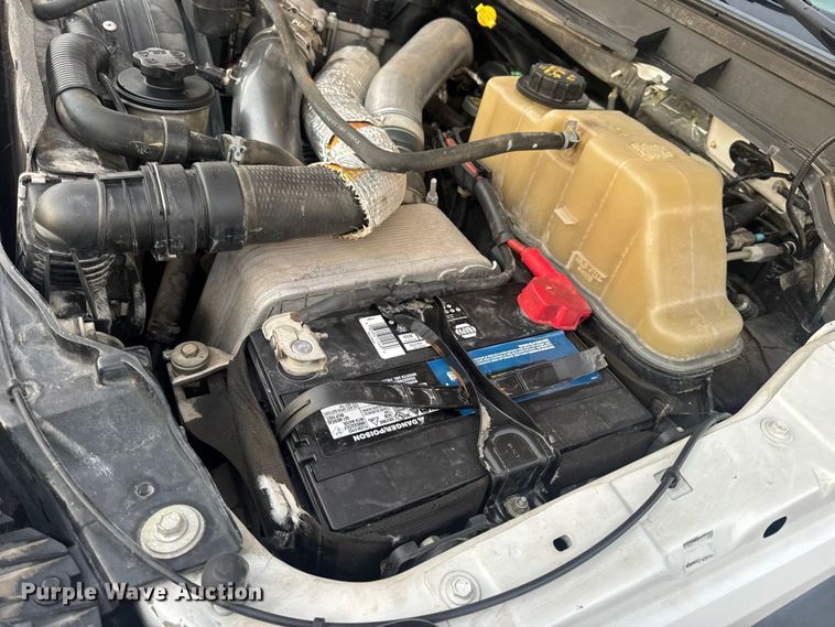 image for item DO2265 2013 Ford F450 Super Duty XL flatbed truck