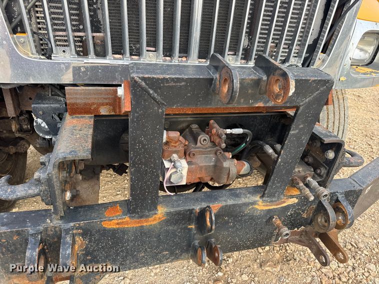 image for item DO2266 2006 International 7400 dump truck