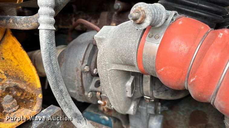 image for item DO2266 2006 International 7400 dump truck