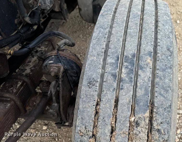 image for item DO2266 2006 International 7400 dump truck