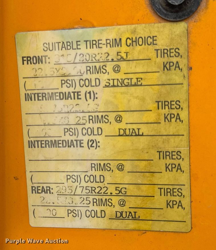 image for item DO2266 2006 International 7400 dump truck