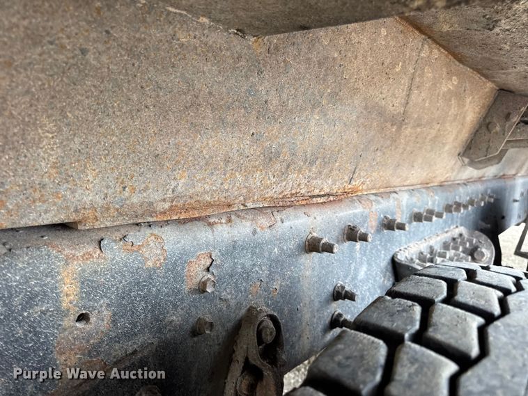 image for item DO2267 2006 International 7400 dump truck