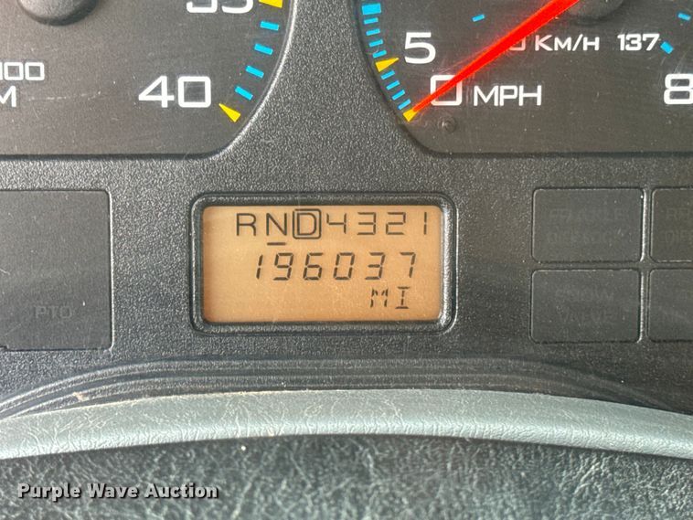 image for item DO2267 2006 International 7400 dump truck