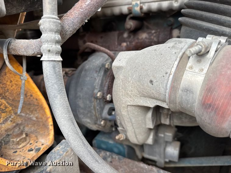 image for item DO2267 2006 International 7400 dump truck