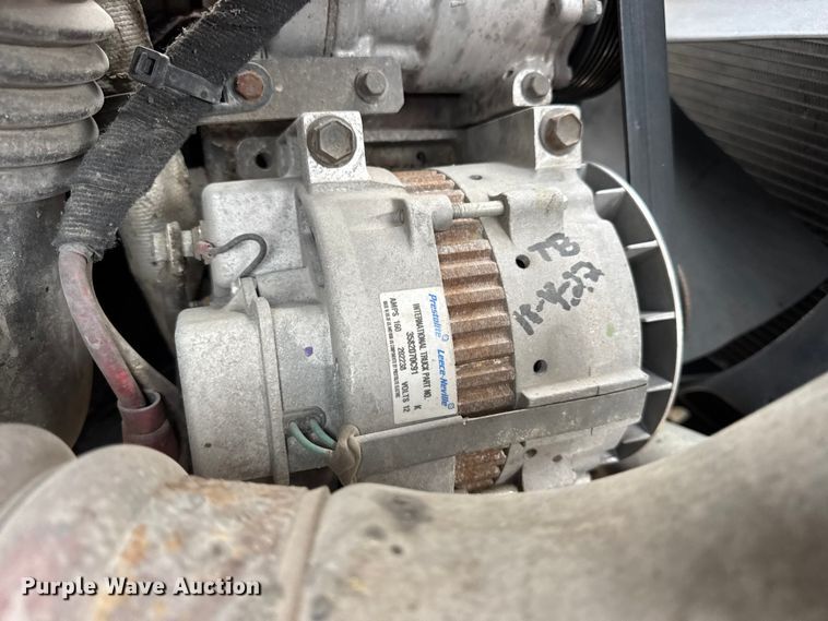 image for item DO2267 2006 International 7400 dump truck