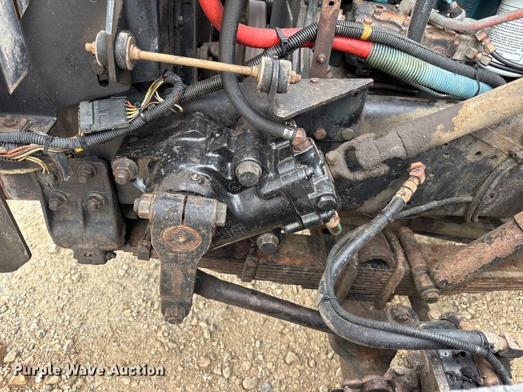 image for item DO2268 2000 International 4900 dump truck