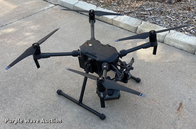 image for item DT3435 DJI Matrice V2 drone