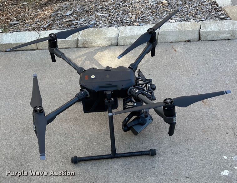 image for item DT3435 DJI Matrice V2 drone