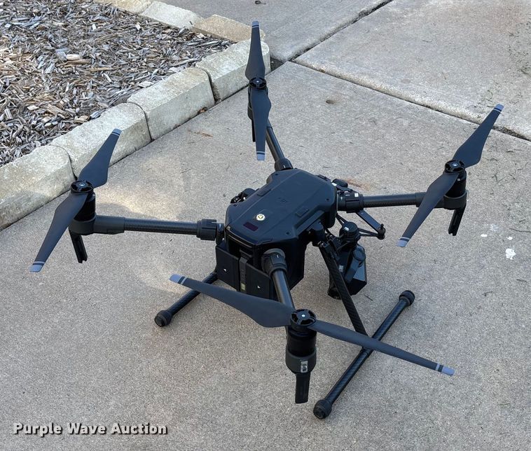 image for item DT3435 DJI Matrice V2 drone