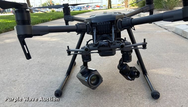 image for item DT3435 DJI Matrice V2 drone