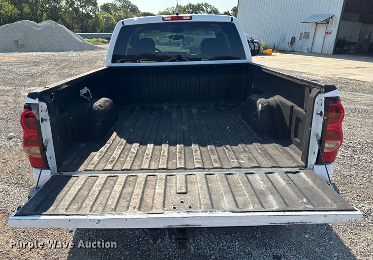 image for item DT4965 2007 Chevrolet Silverado Ext. Cab pickup truck