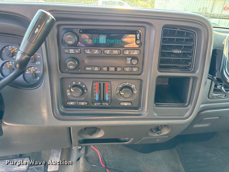 image for item DT4965 2007 Chevrolet Silverado Ext. Cab pickup truck