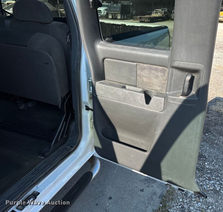 image for item DT4965 2007 Chevrolet Silverado Ext. Cab pickup truck