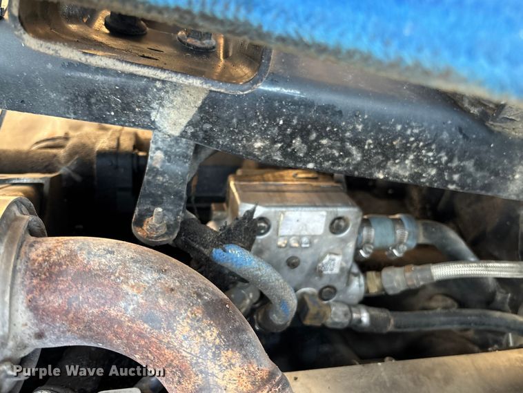 image for item DT4966 2007 Mack 600 semi truck