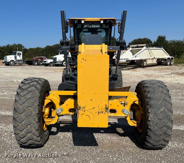 MOTOCONFORMADORA JOHN DEERE 620G 2022