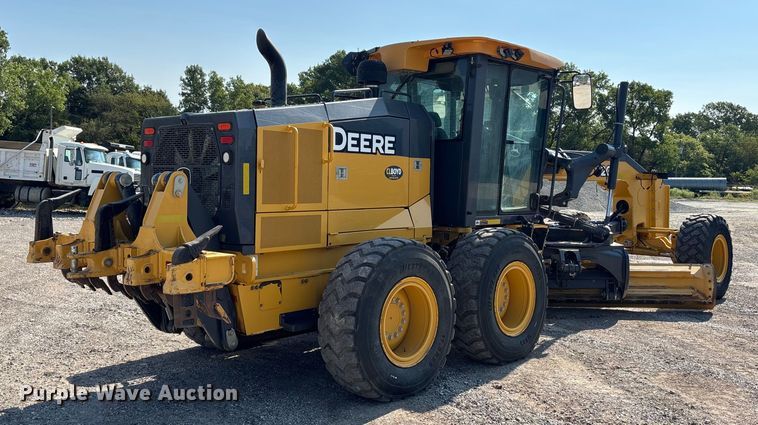 MOTOCONFORMADORA JOHN DEERE 620G 2022