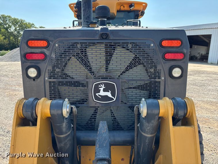 image for item DT4967 2022 John Deere 620G motor grader