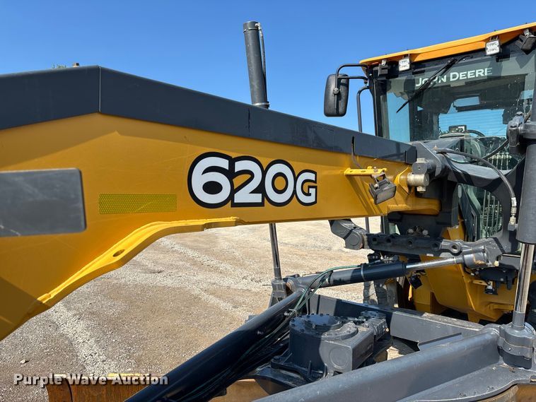 image for item DT4967 2022 John Deere 620G motor grader